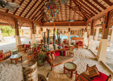 Ayada Maldives-Ottoman Lounge